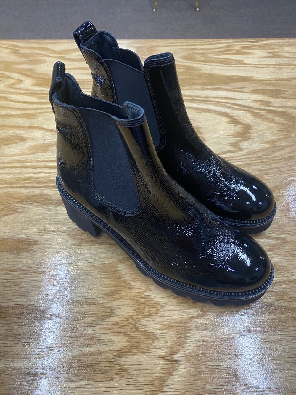 Paul Green Women's Black Patent Leather Pull-On Round Toe Ankle Chelsea Boots